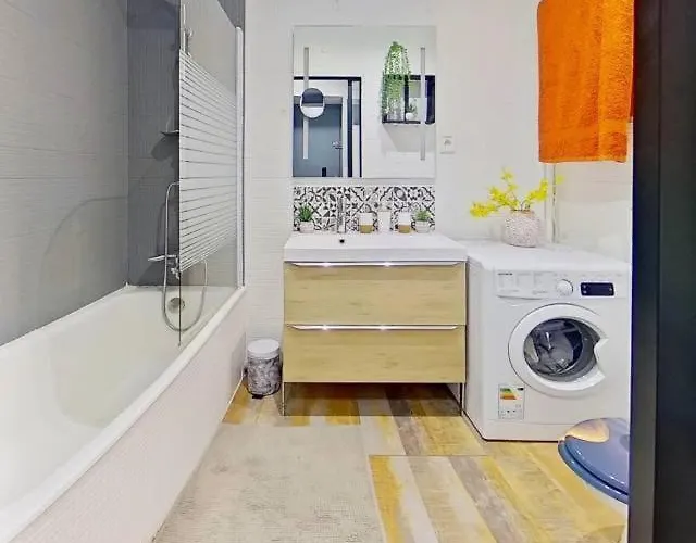 Beautiful In Mont Des Oiseaux Hyeres